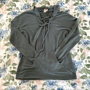 ⭐️❣️SALE 2/$18 OR 3/$27❣️⭐️ Mossimo pullover sweater